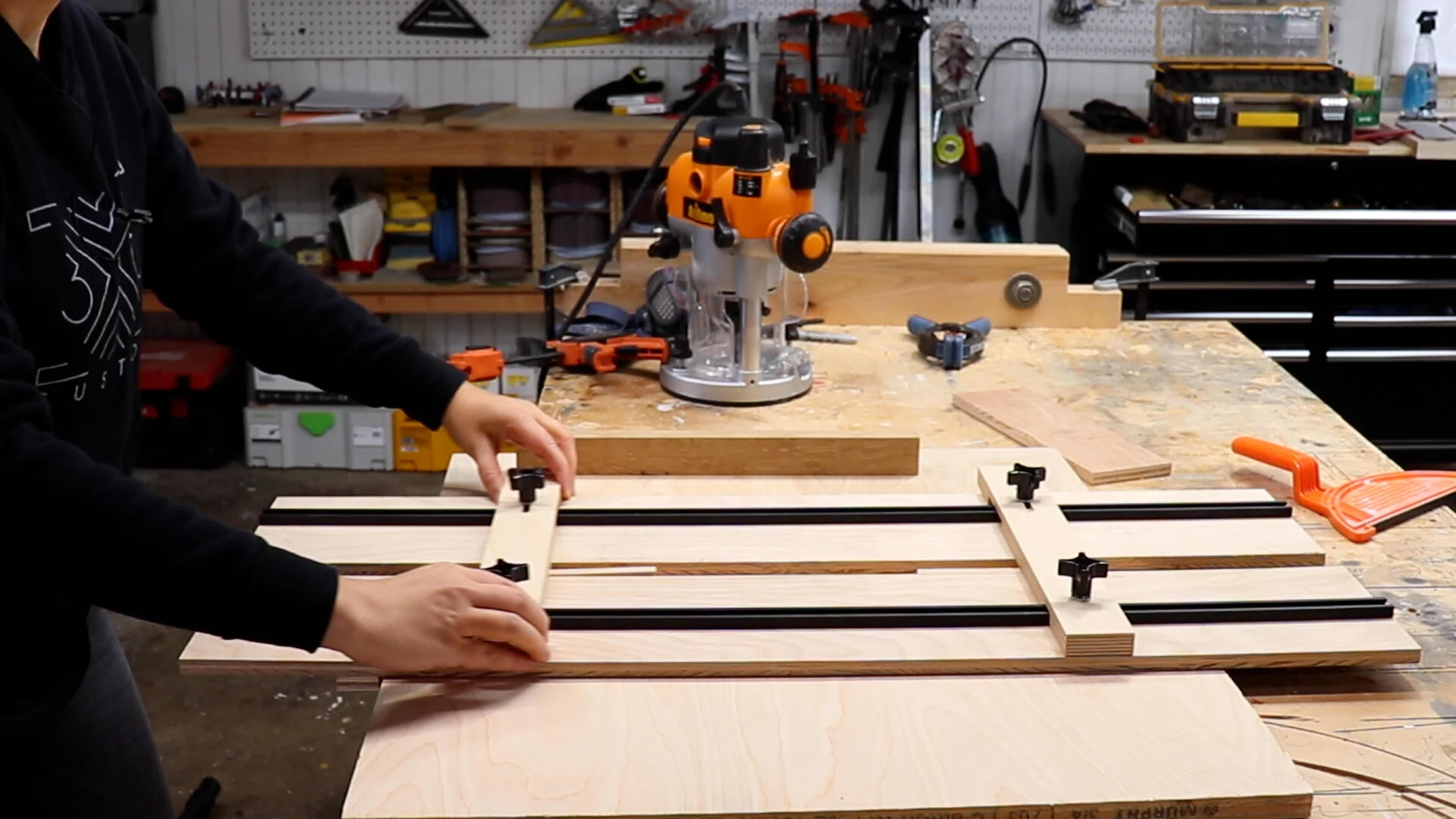 Router jig for dado sales cuts